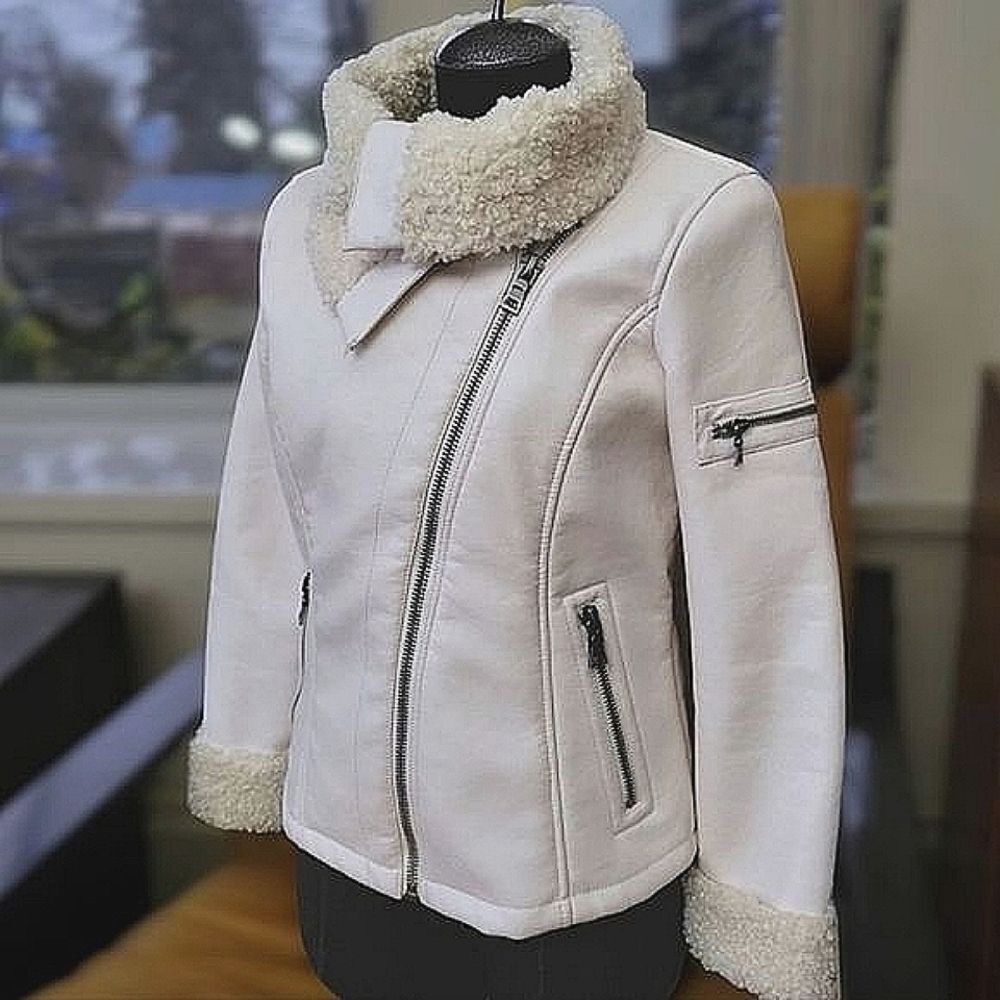 Guess ivory faux leather shearling moto jacket size S